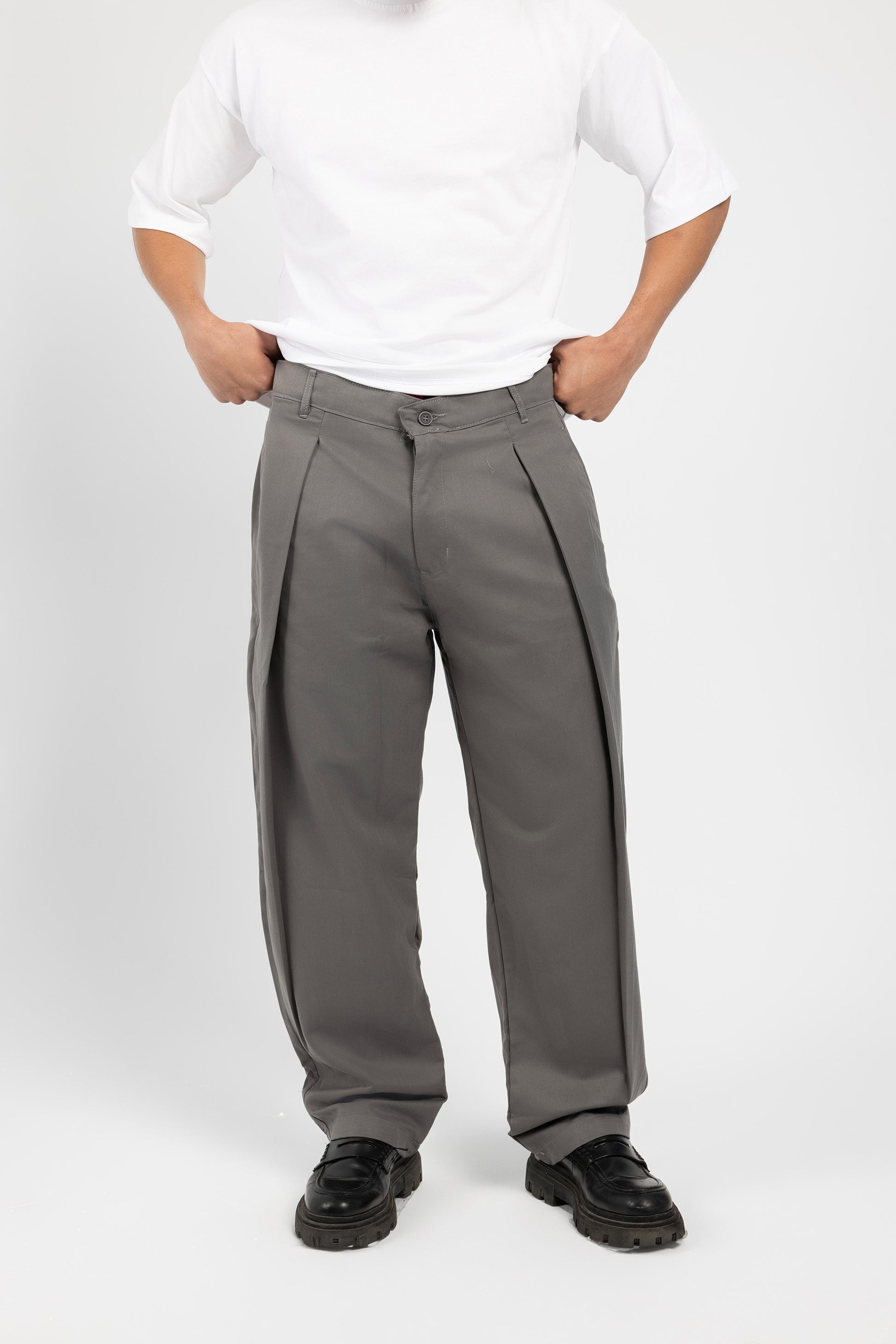 Untchd Gray Wide Leg Pleated Pants