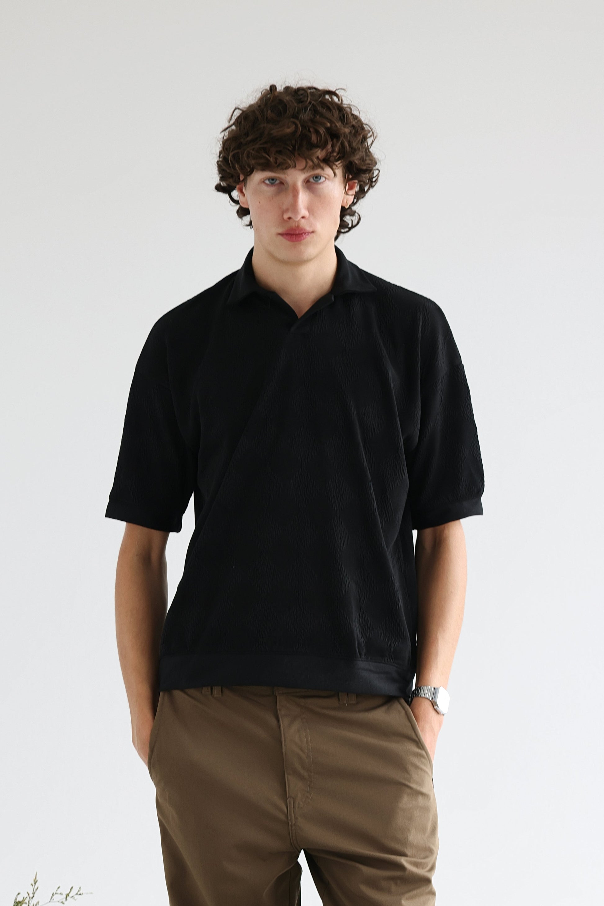 UNTCHD Black Polo t-shirt