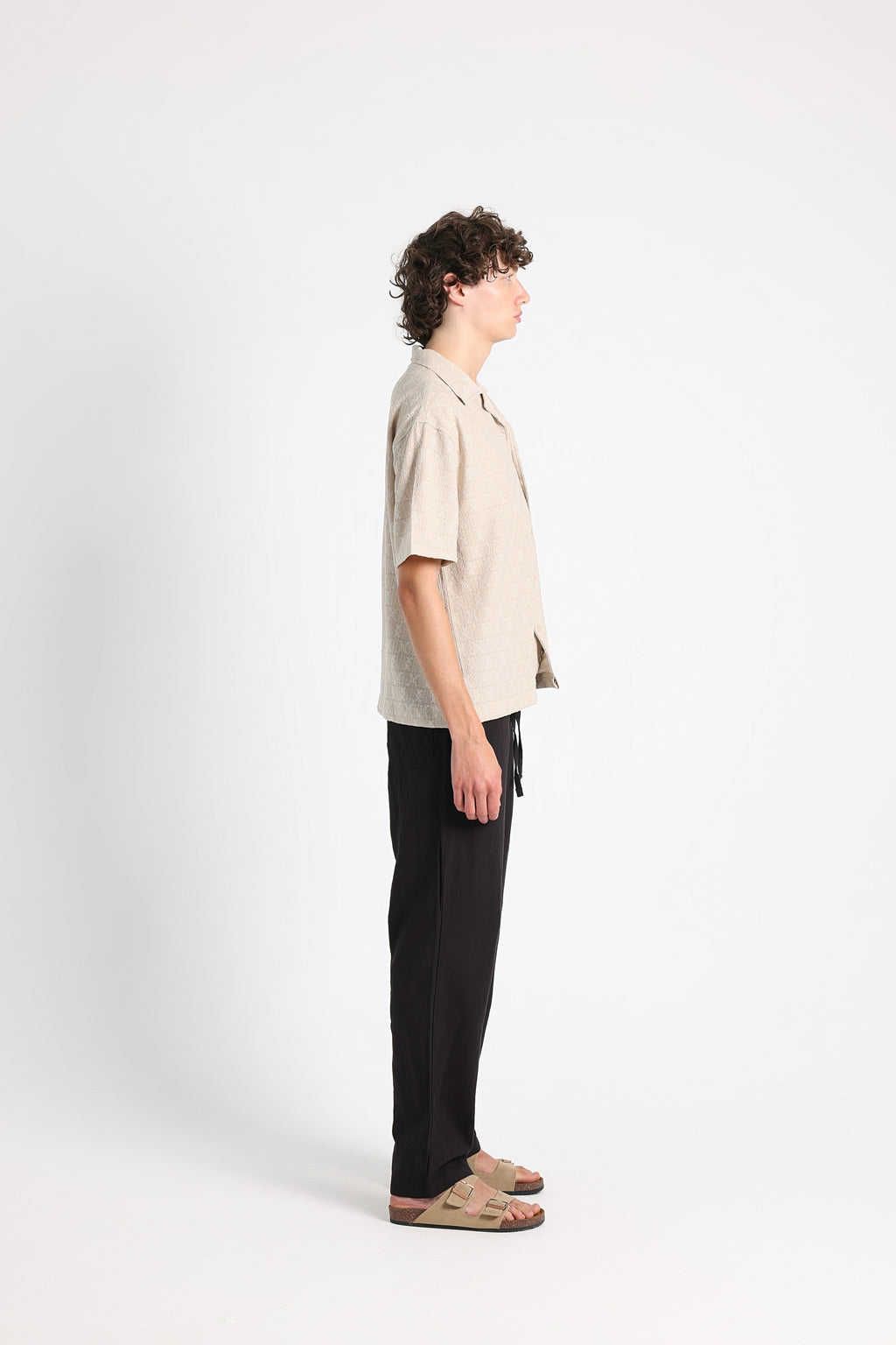 UNTCHD Beige Jacquard shirt