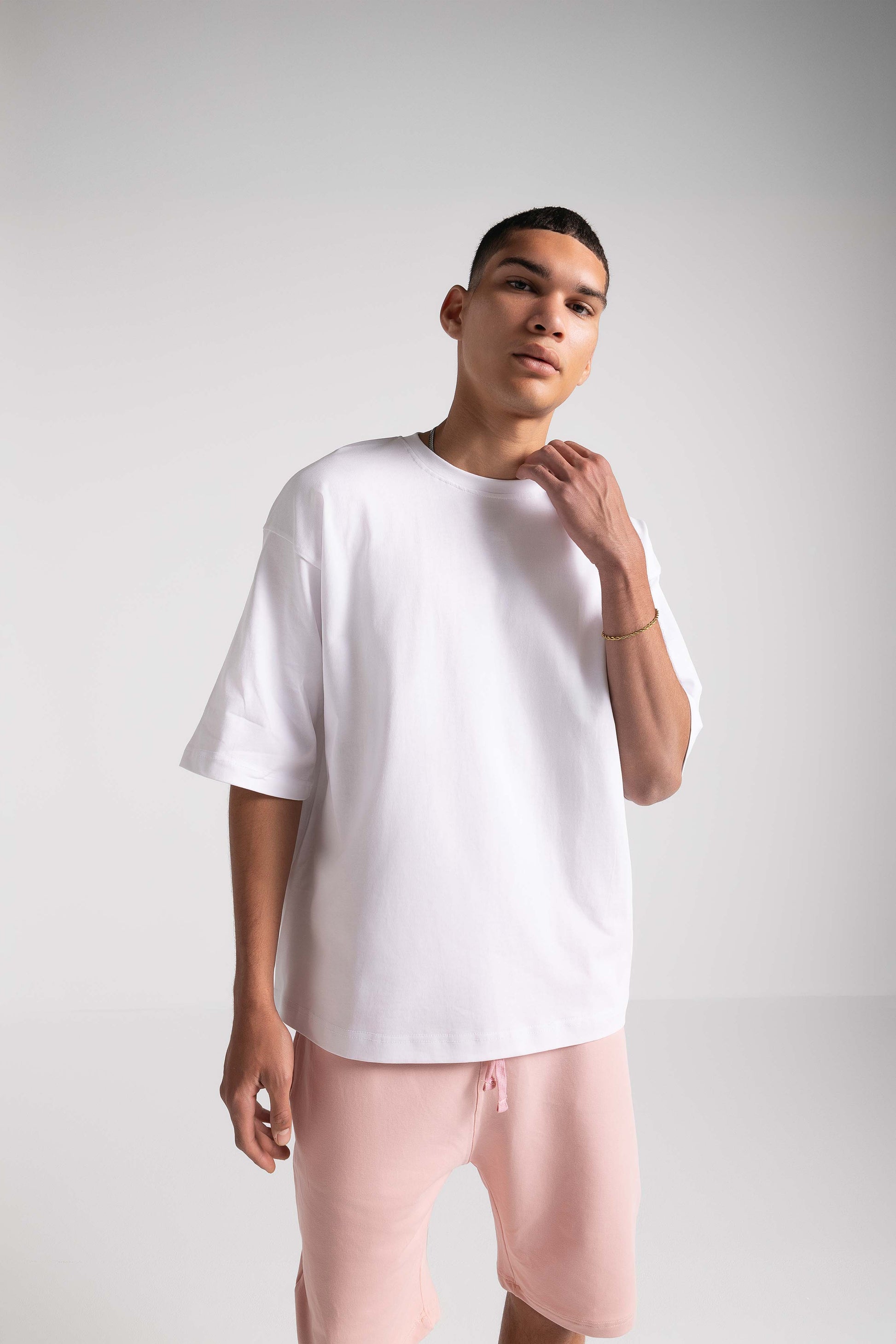 Oversized untchd Tee - White