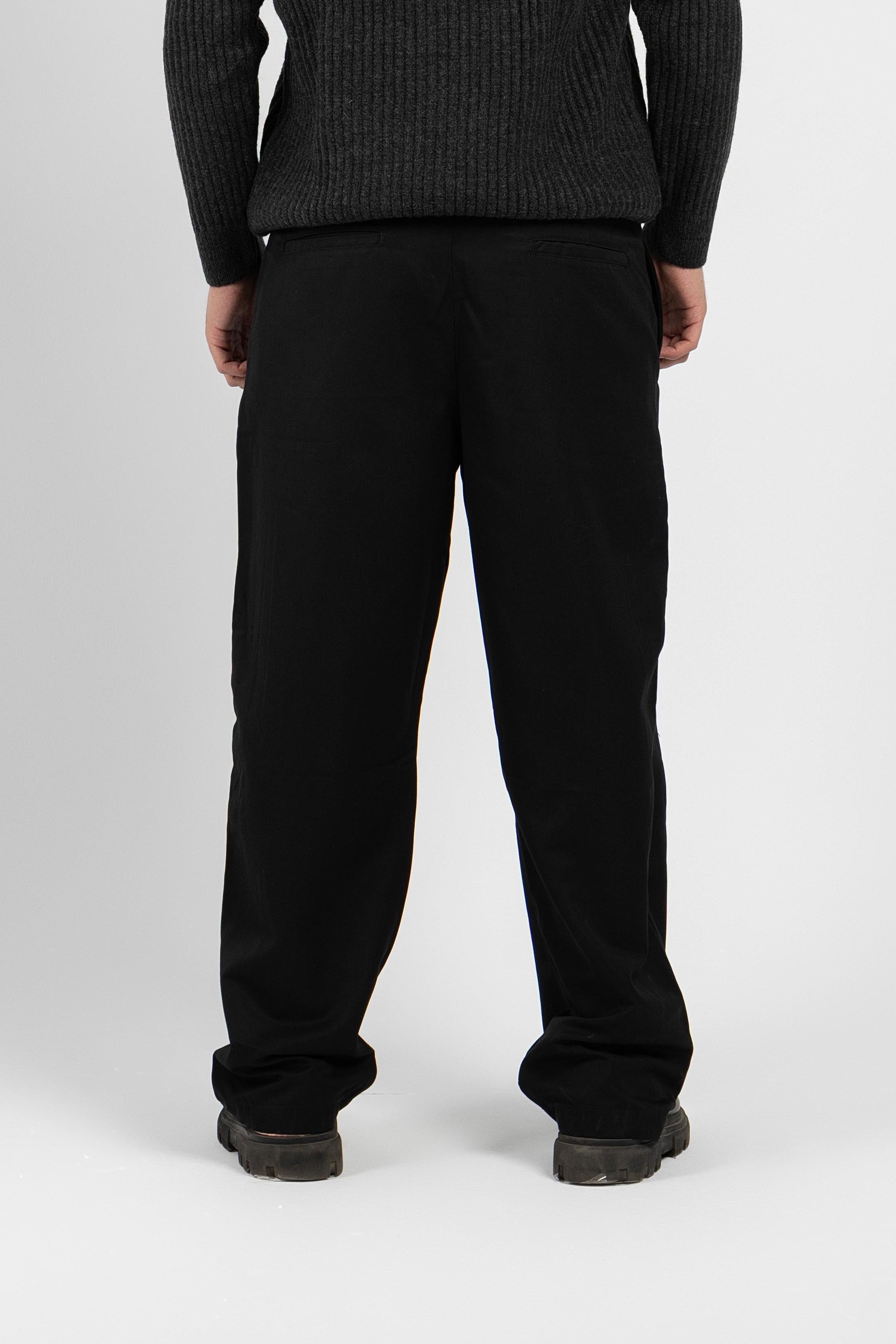 Untchd Black Wide Leg Pleated Pants