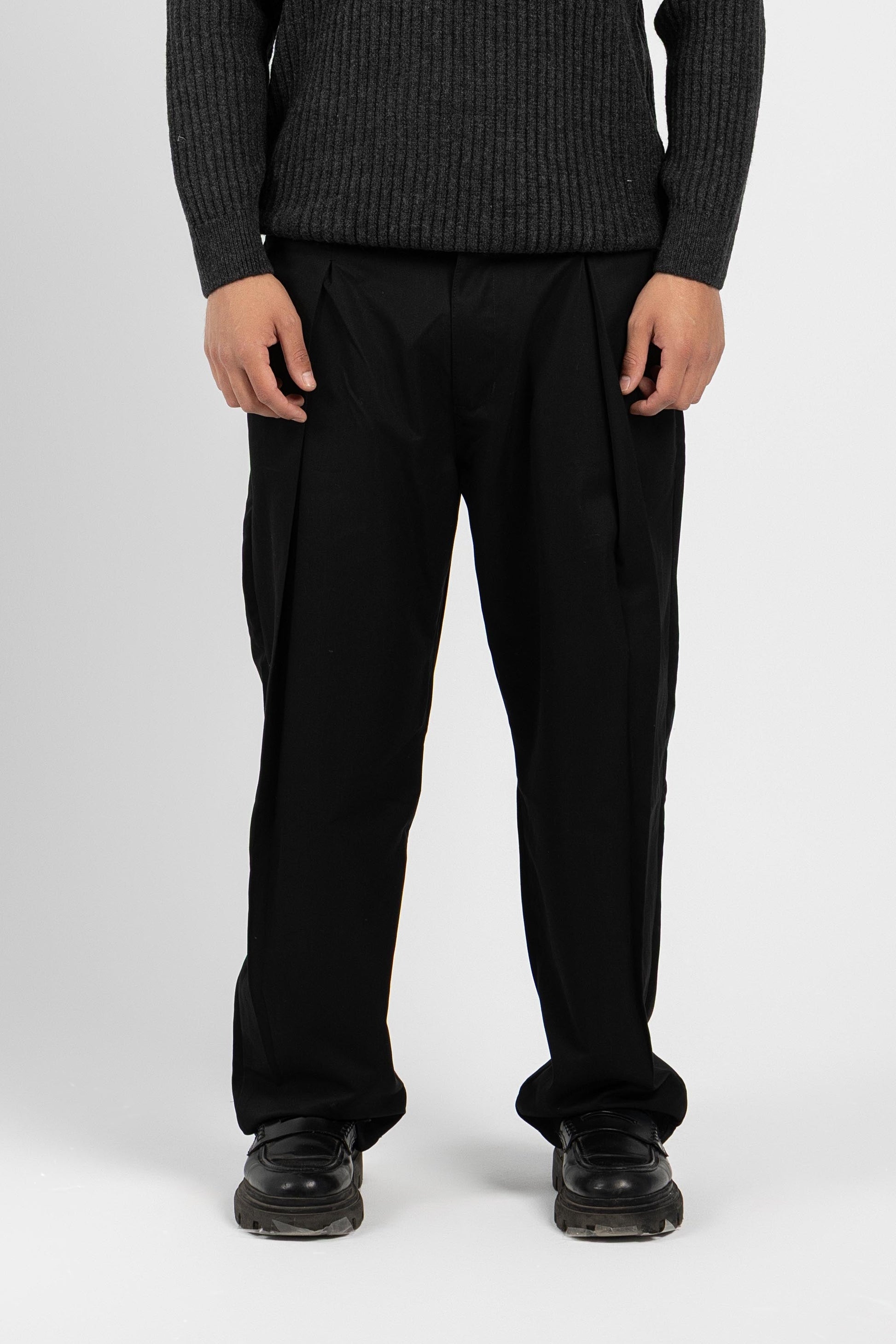 Untchd Black Wide Leg Pleated Pants