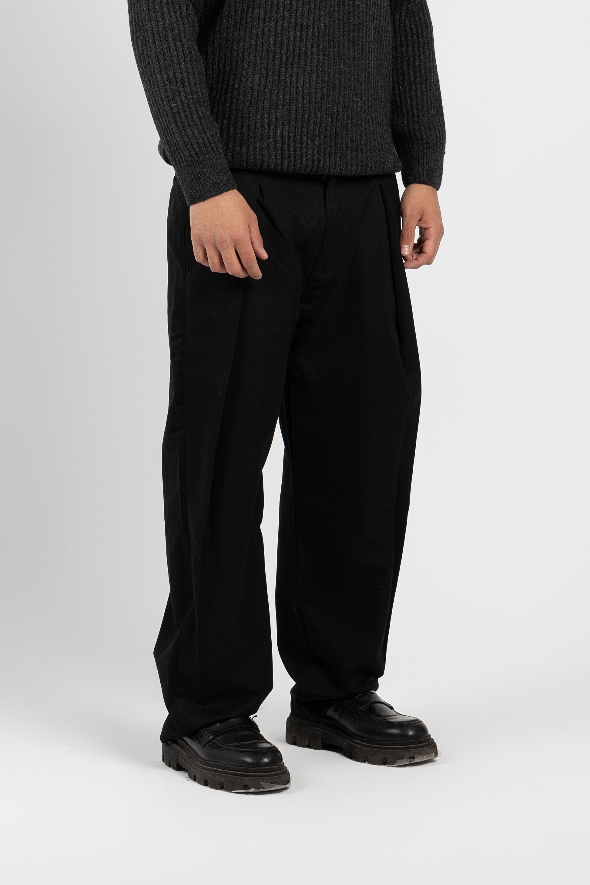 Untchd Black Wide Leg Pleated Pants